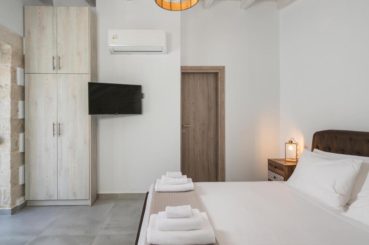 Megalith Villas Agia Marina  Exterior photo